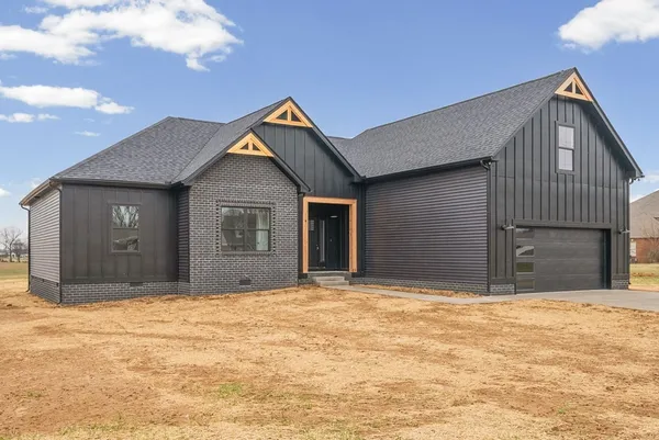 $439,900 | 442 Old Major Road, Hopkinsville, KY 42240