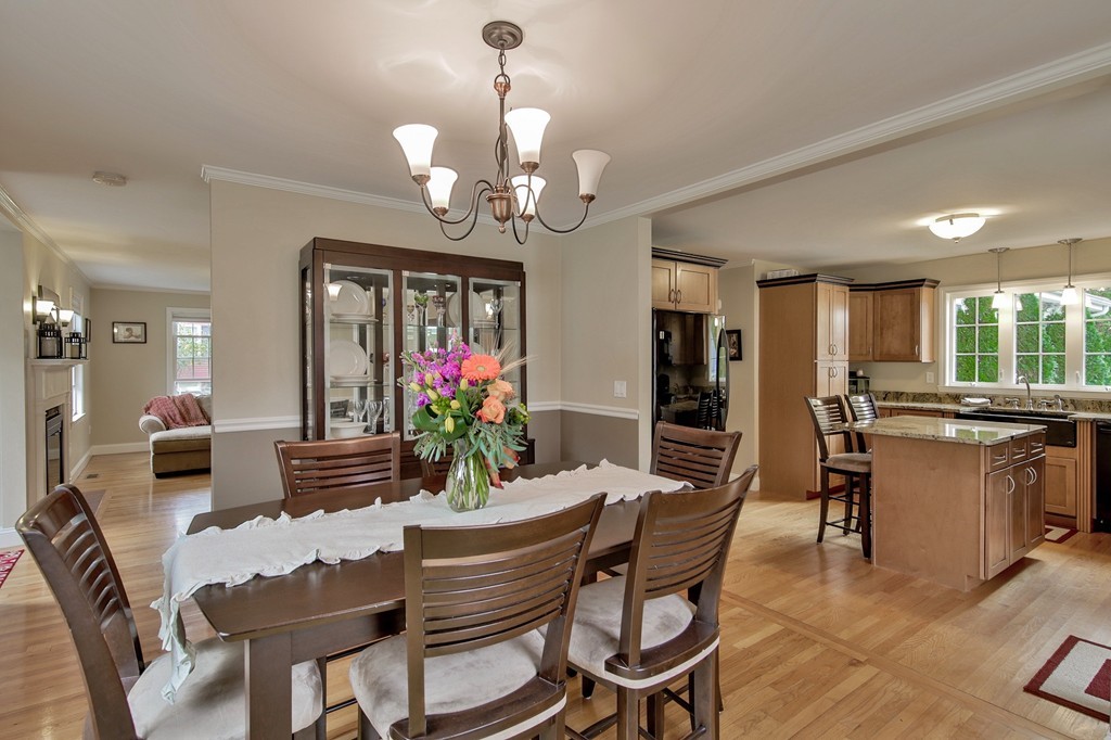 11 Pembrook Road North Andover, MA 01845 - Photo 12 of 29 Gallery Image 12
