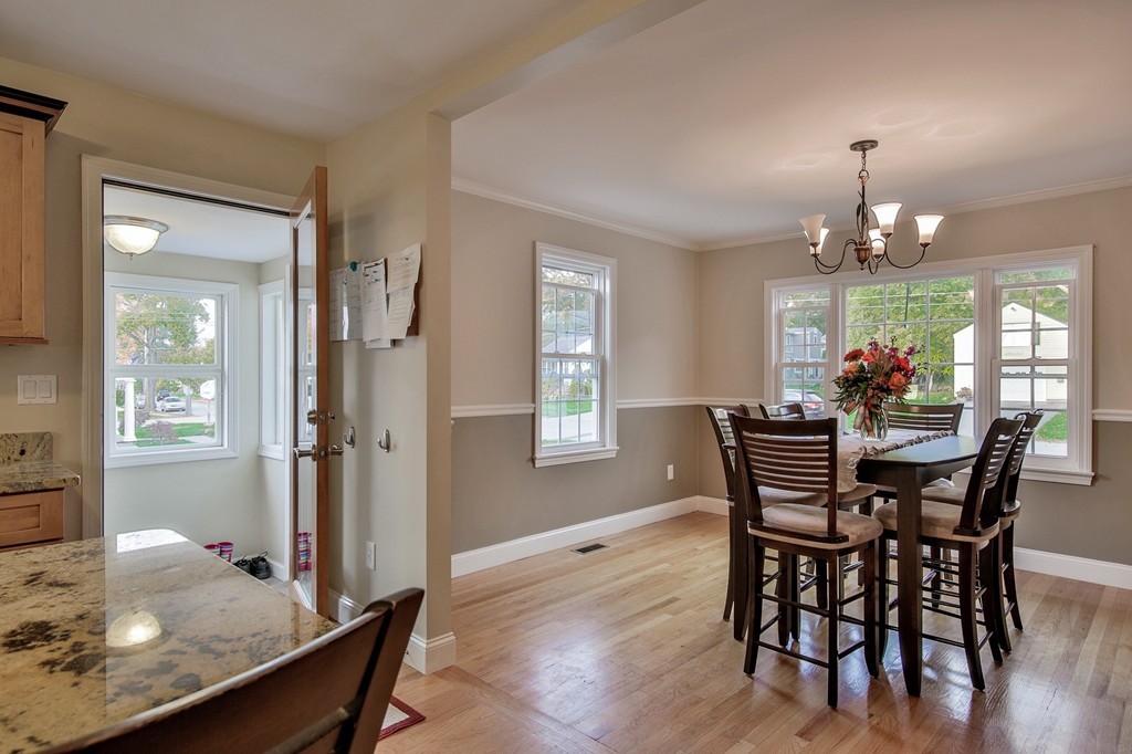 11 Pembrook Road North Andover, MA 01845 - Photo 14 of 29 Gallery Image 14