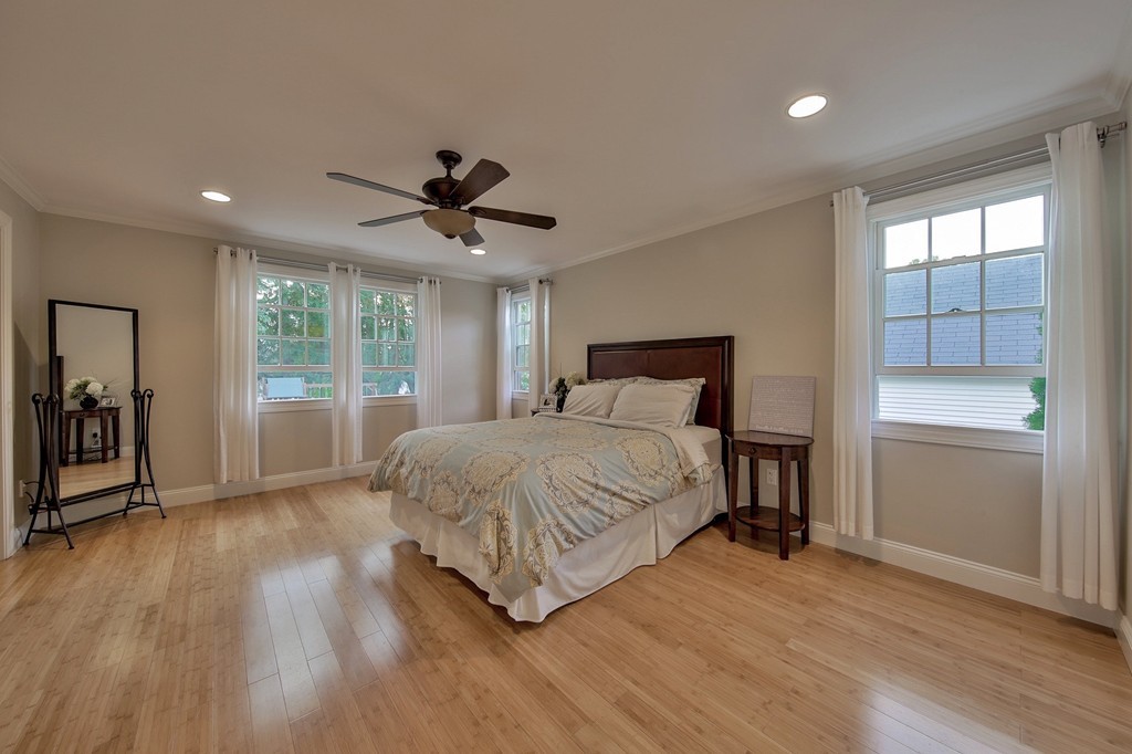 11 Pembrook Road North Andover, MA 01845 - Photo 16 of 29 Gallery Image 16