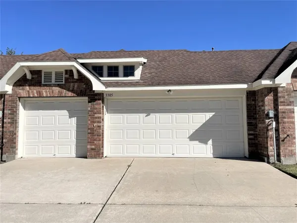 $2,450 | 3305 Knollcrest Lane, Pearland, TX 77584