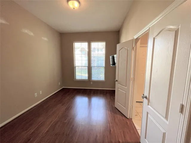 $2,625 | 3305 Knollcrest Lane, Pearland, TX 77584