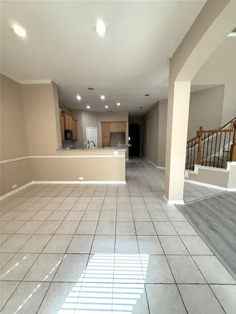 $2,450 | 3305 Knollcrest Lane, Pearland, TX 77584