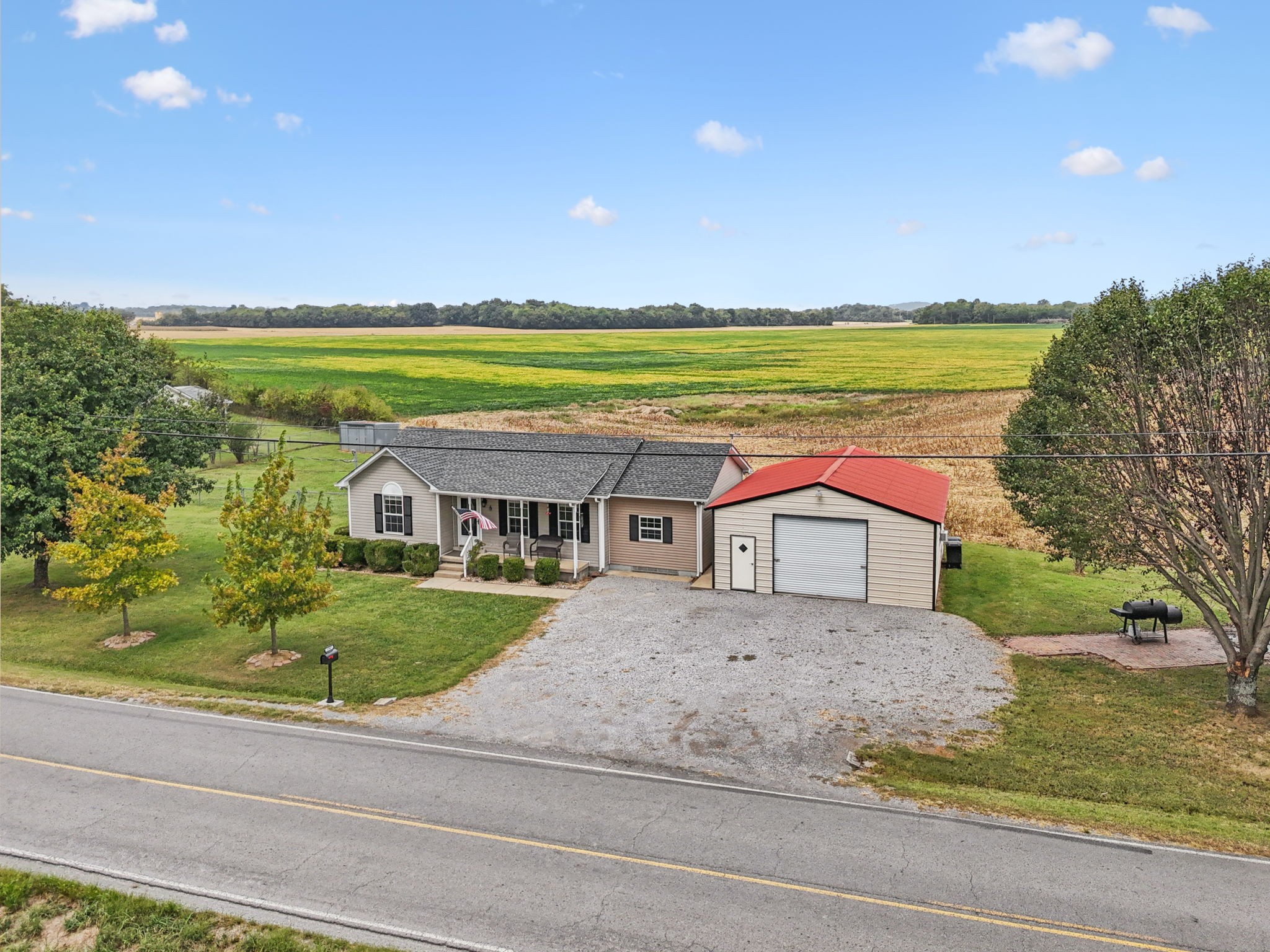 1547 Longview Road Unionville, TN 37180 - Photo 41 of 41 a front view of house with yard and ocean view