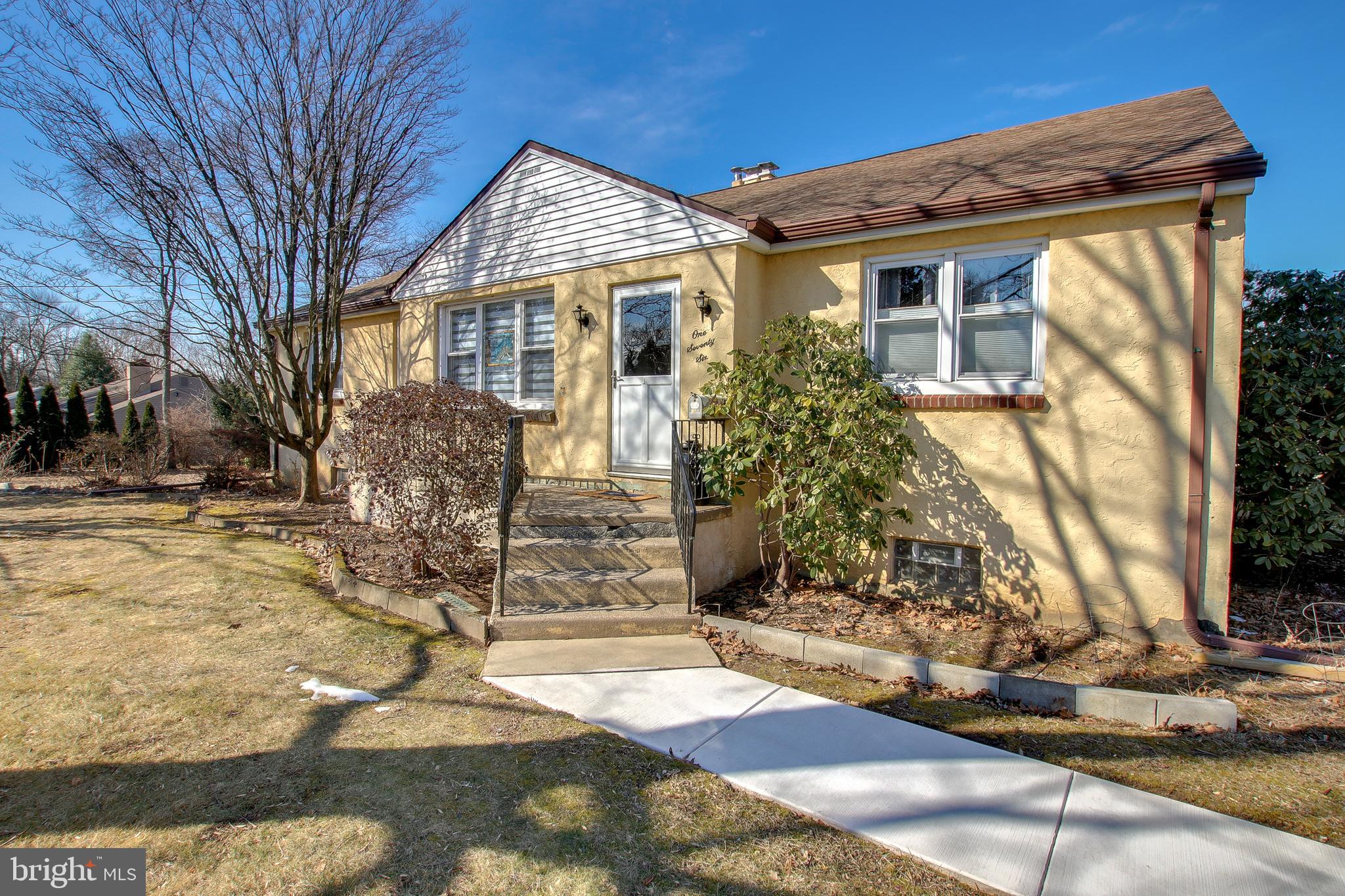 176 Valley Road Warrington, PA 18976 - Photo 3 of 31