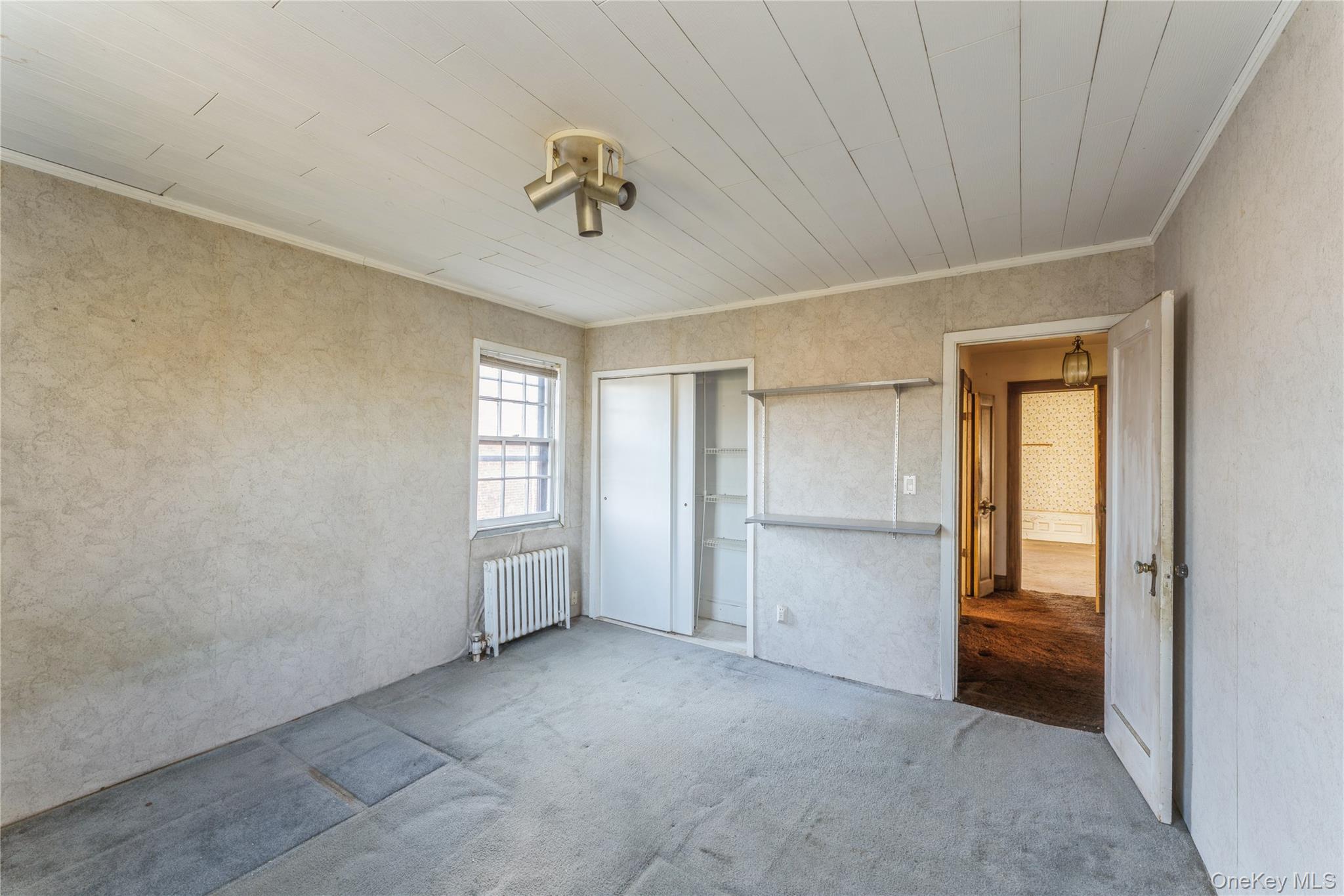 192 Brixton Road South Garden City, NY 11530 - Photo 18 of 28