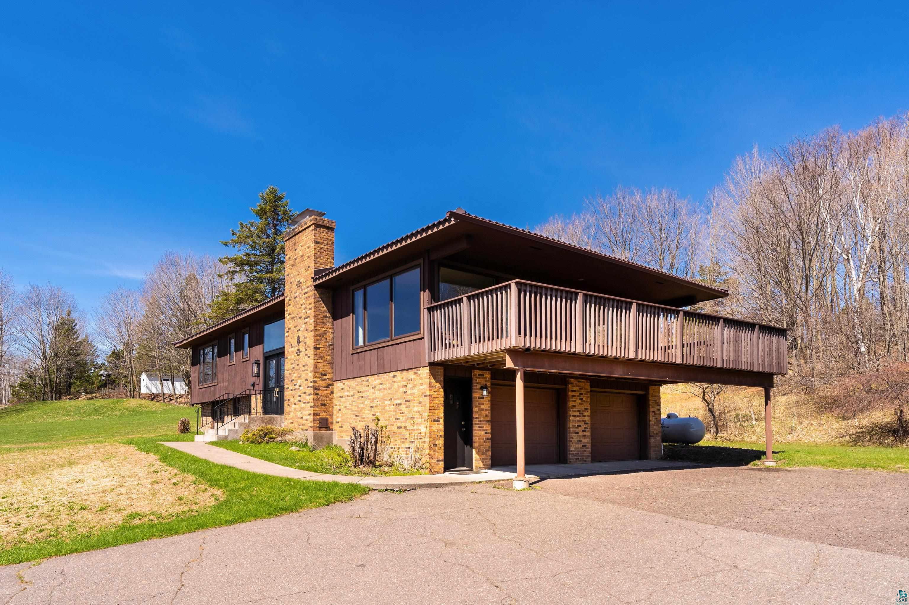 3273 Strand Road Duluth, MN 55803 - Photo 3 of 86 Gallery Image 3