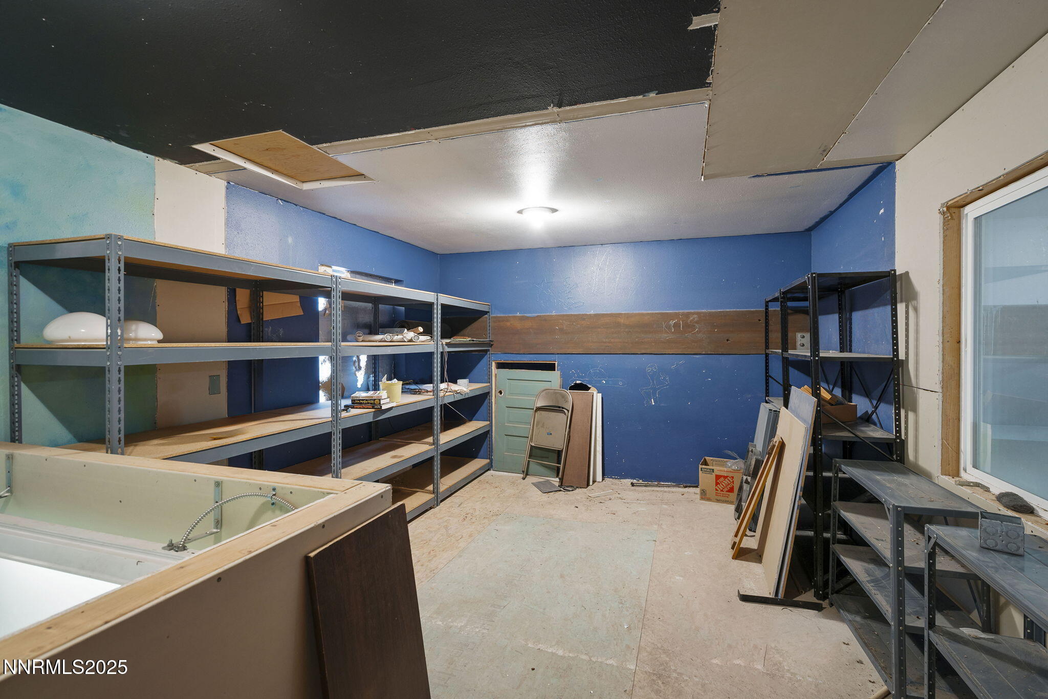 1610 Combination Road Reno, NV 89521 - Photo 42 of 64 a view of a room with shelves