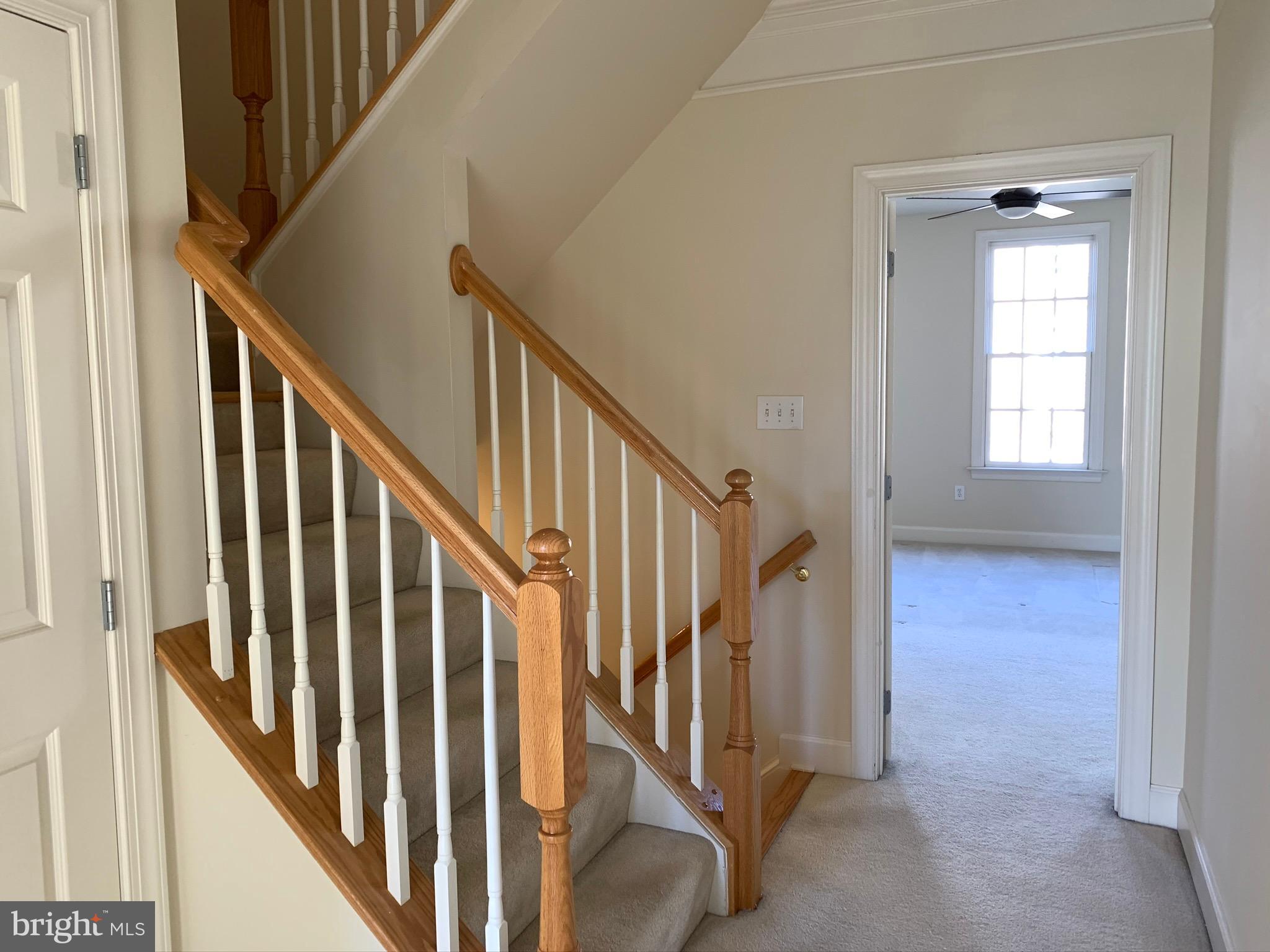 7662 Midtown Road Fulton, MD 20759 - Photo 22 of 46 up1 level hallway
