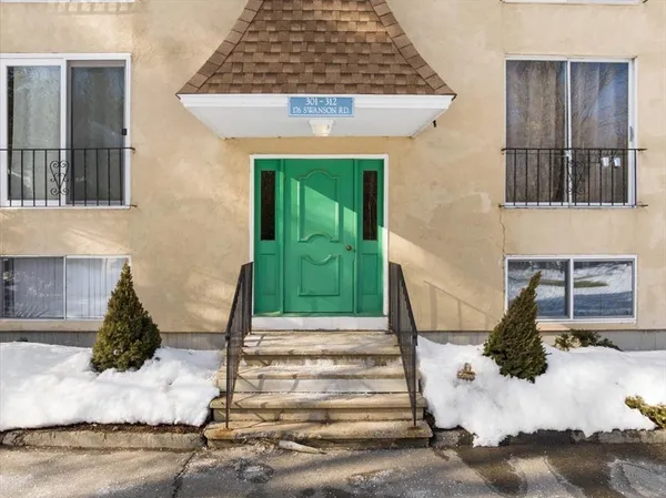 $2,400 | 176 Swanson Road, Unit 307, Boxborough, MA 01719