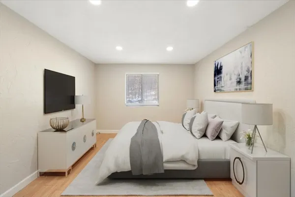 $2,400 | 176 Swanson Road, Unit 307, Boxborough, MA 01719