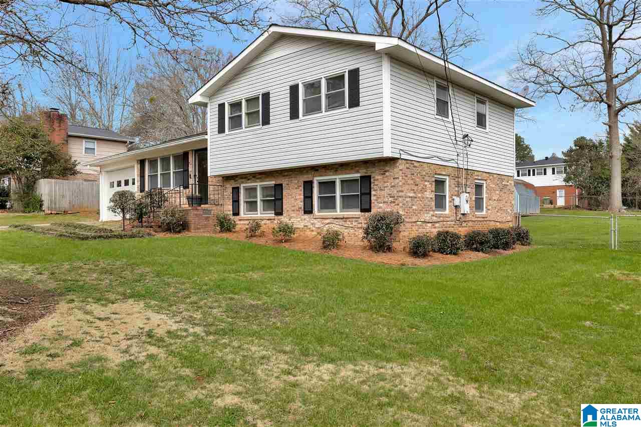 4129 Cloverdale Road Anniston, AL 36207 - Photo 6 of 36 Gallery Image 6