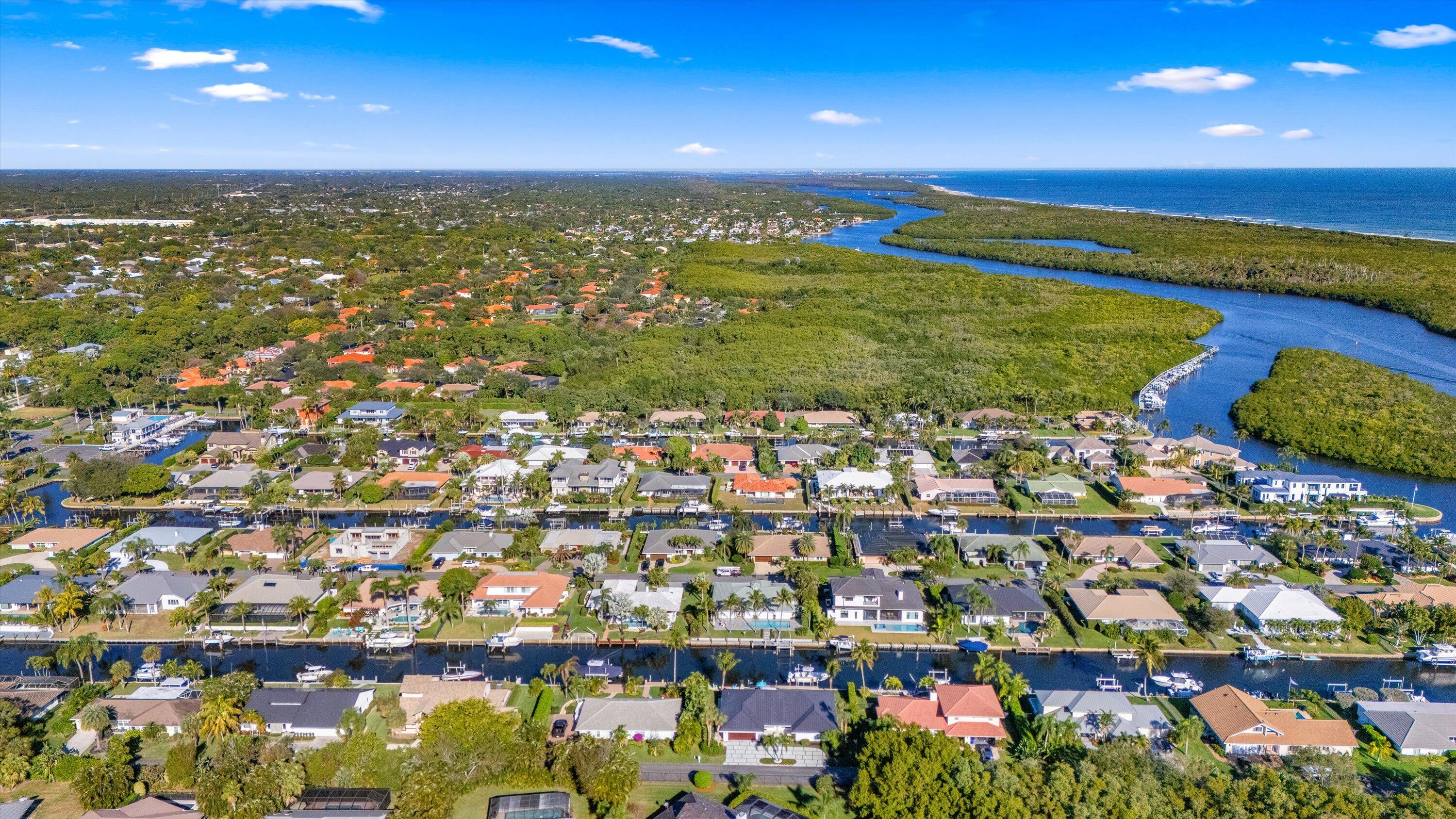 9039 Southeast Hawksbill Way Hobe Sound, FL 33455 - Photo 40 of 45 a view of a city