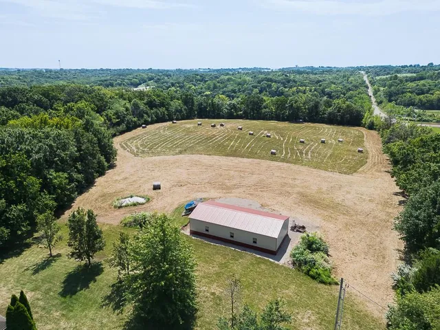 $600,000 | 3979 Hutton Road, Kansas City, KS 66109