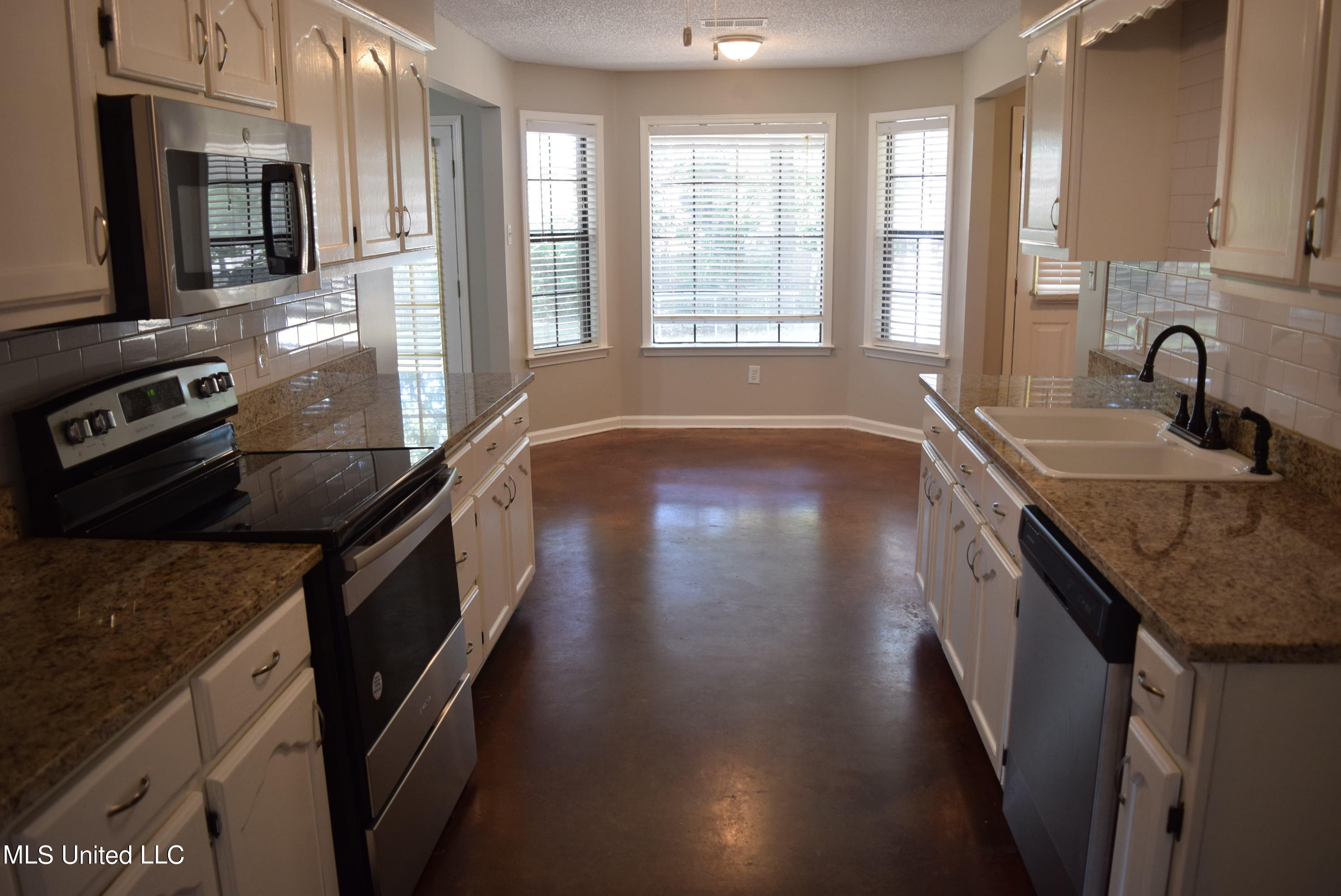 4410 Huron Road Nesbit, MS 38651 - Photo 4 of 21 DSC_0104