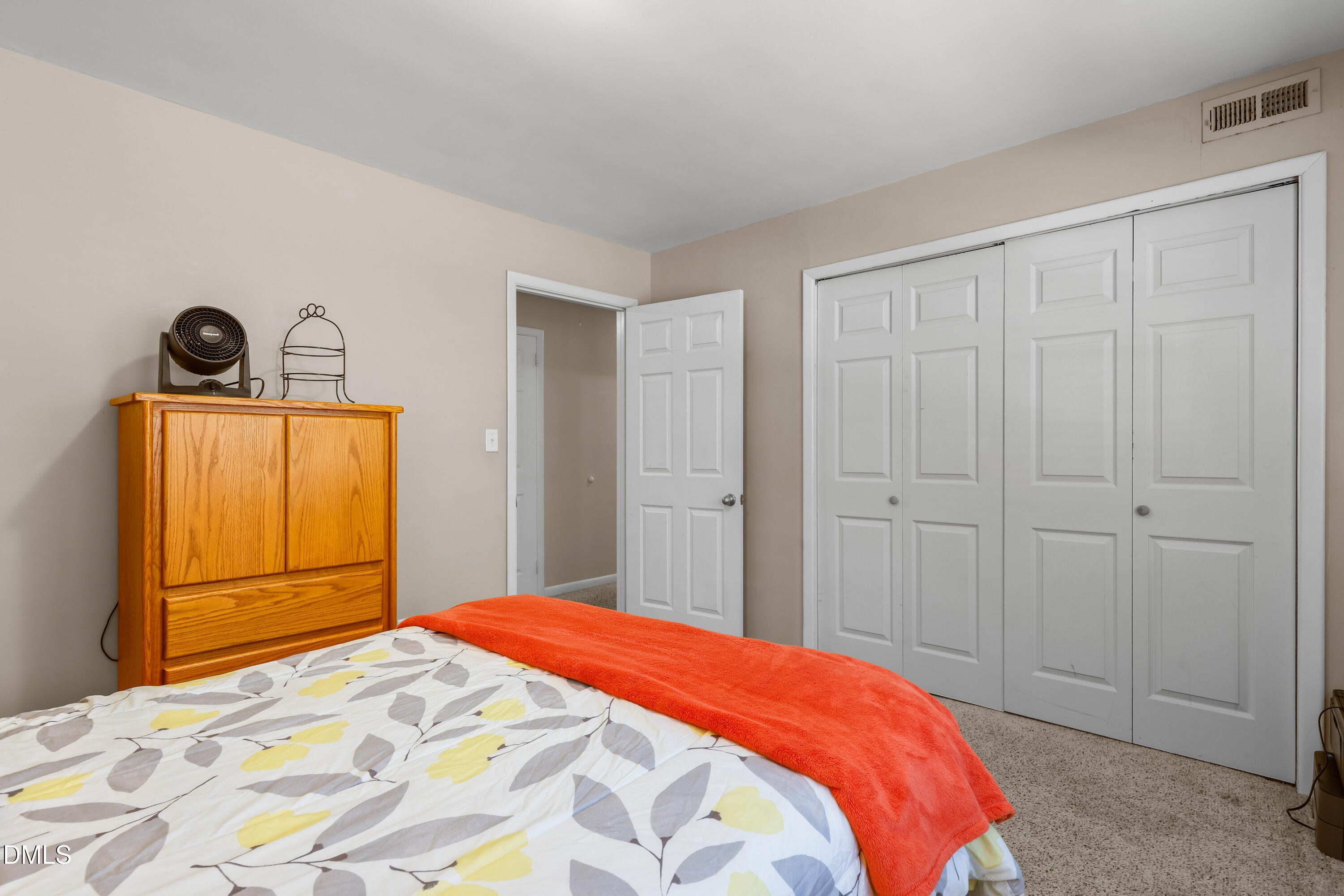 5904 Deblyn Avenue Raleigh, NC 27612 - Photo 15 of 41 15