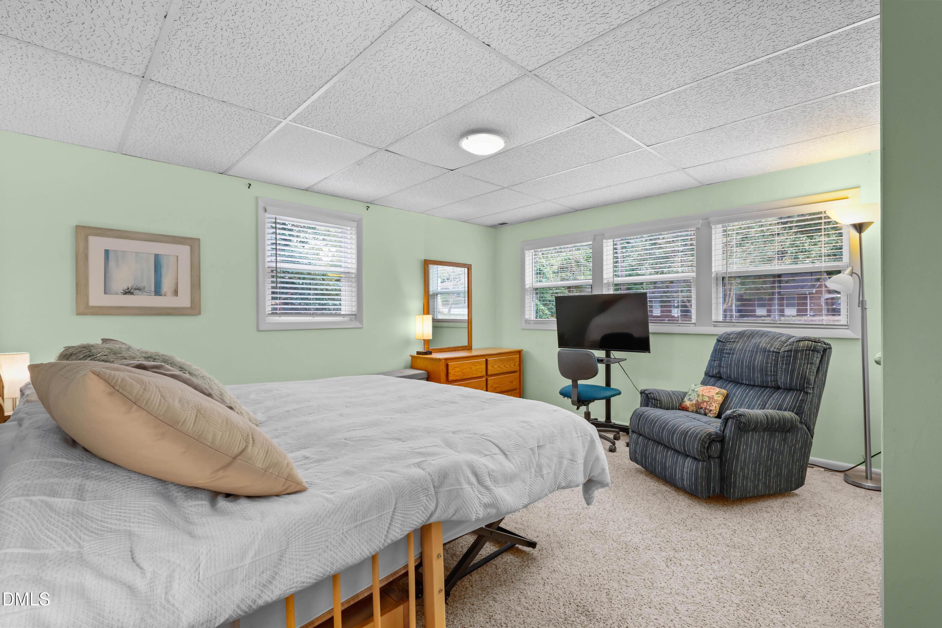 5904 Deblyn Avenue Raleigh, NC 27612 - Photo 29 of 41 29