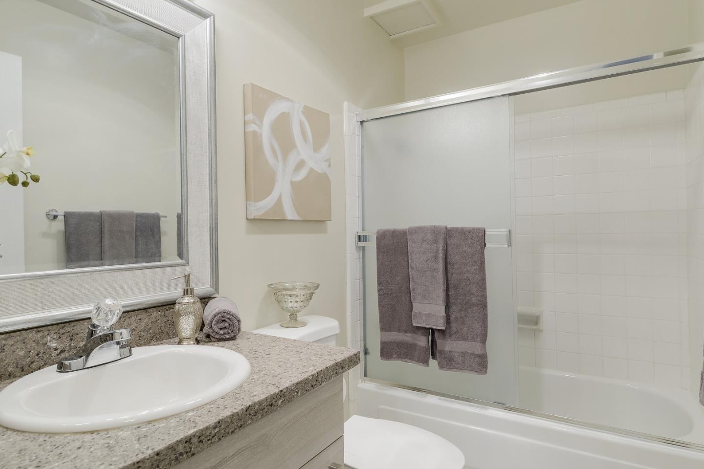 100 East Middlefield Road, Unit 4A Mountain View, CA 94043 - Photo 13 of 19 Gallery Image 13