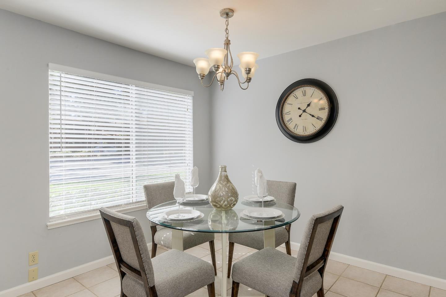100 East Middlefield Road, Unit 4A Mountain View, CA 94043 - Photo 6 of 19 Gallery Image 6