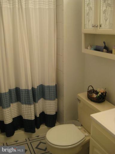 110 Haverhill Road Joppa, MD 21085 - Photo 5 of 22 Bath (Master)