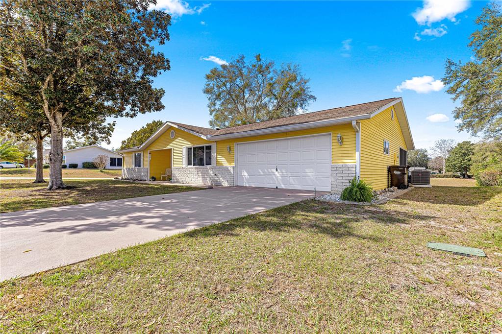 11620 Southwest 84th Avenue Road Ocala, FL 34481 - Photo 2 of 48 Gallery Image 2