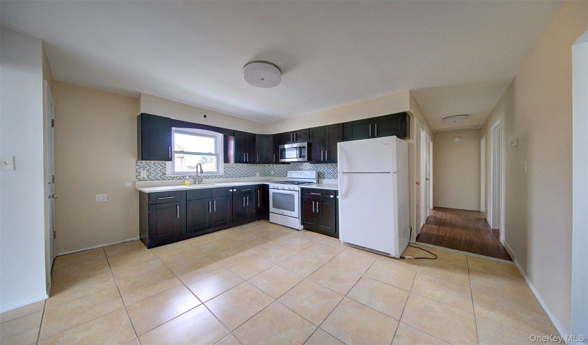 1322 G Street, Unit 2 Valley Stream, NY 11580 - Photo 1 of 12