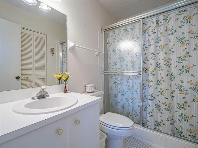 $1,800 | 385 Grove Isle Circle, Unit 385, Vero Beach, FL 32962