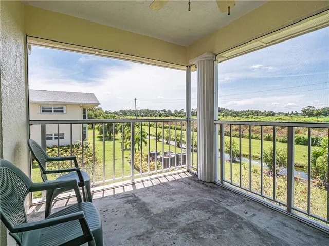 $1,800 | 385 Grove Isle Circle, Unit 385, Vero Beach, FL 32962