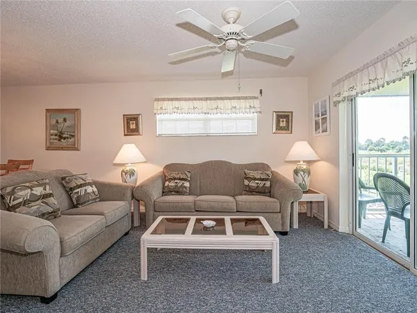 $1,800 | 385 Grove Isle Circle, Unit 385, Vero Beach, FL 32962