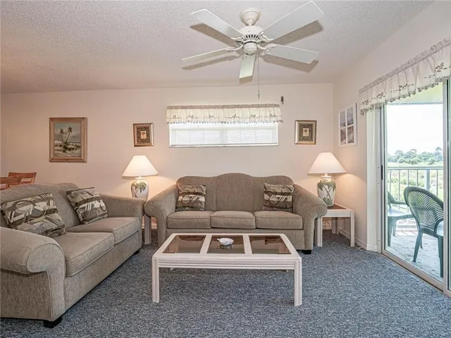 $1,800 | 385 Grove Isle Circle, Unit 385, Vero Beach, FL 32962