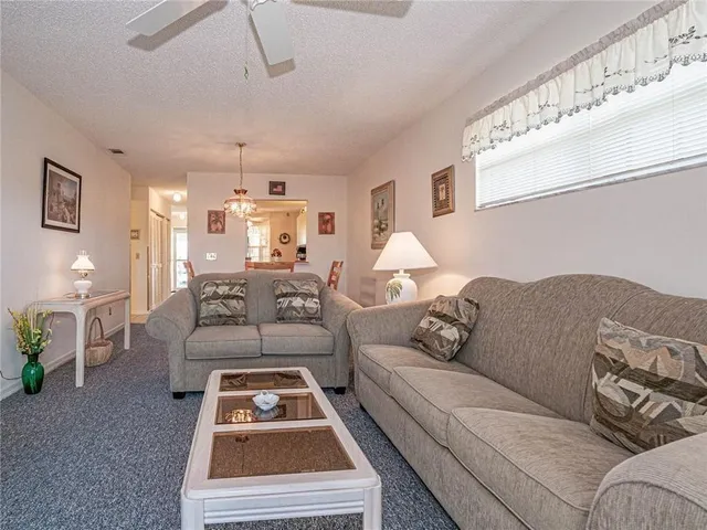 $1,800 | 385 Grove Isle Circle, Unit 385, Vero Beach, FL 32962