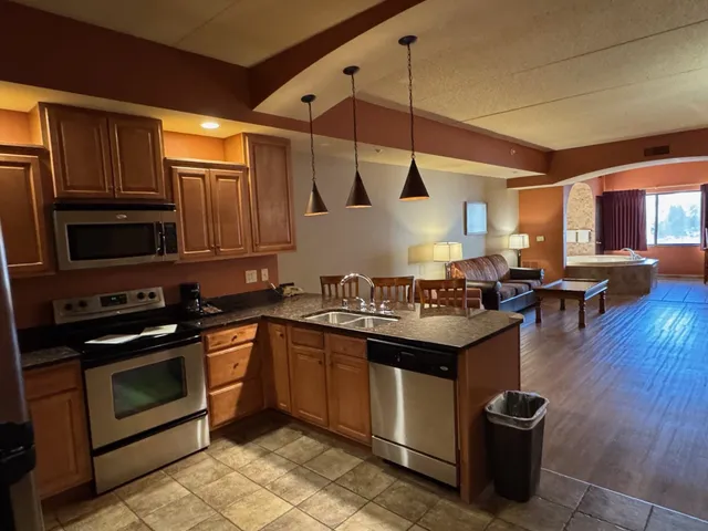 $159,500 | 2411 River, Unit 2208, Wisconsin Dells, WI 53965