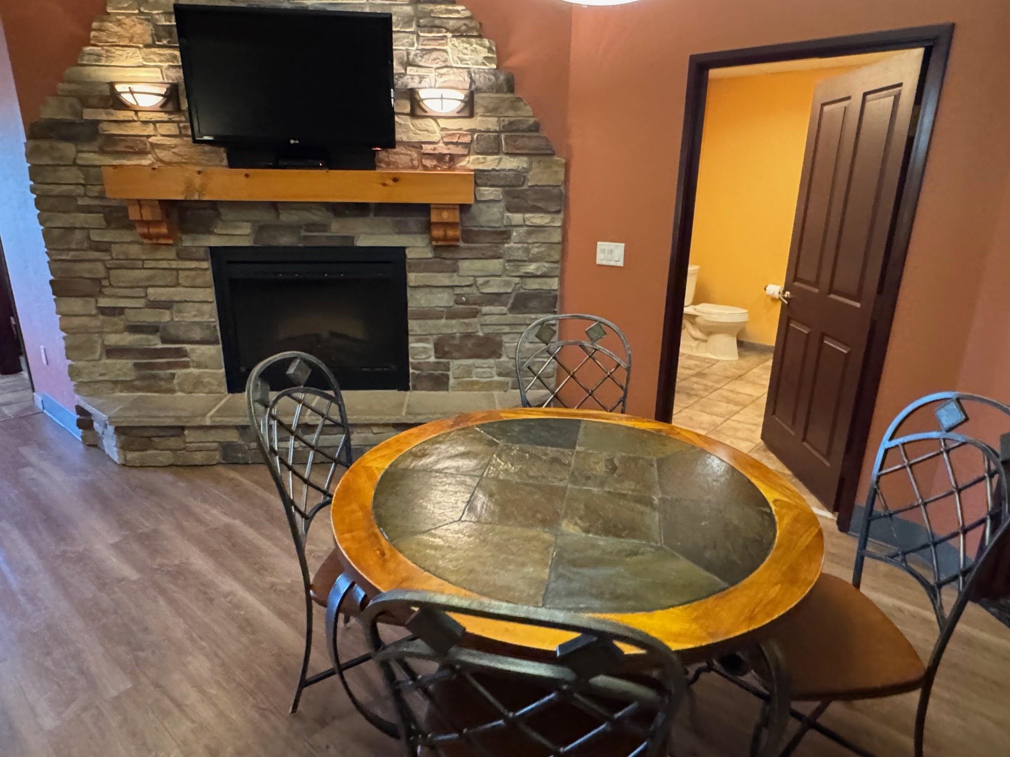 2411 River, Unit 2208 Wisconsin Dells, WI 53965 - Photo 8 of 29