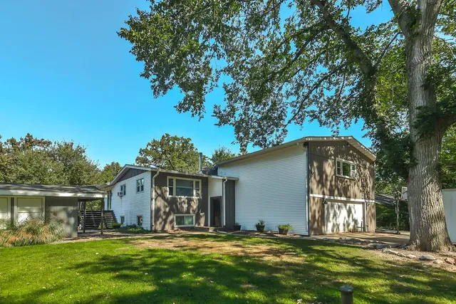 $299,999 | 3579 South Bend Road, Rockford, IL 61109