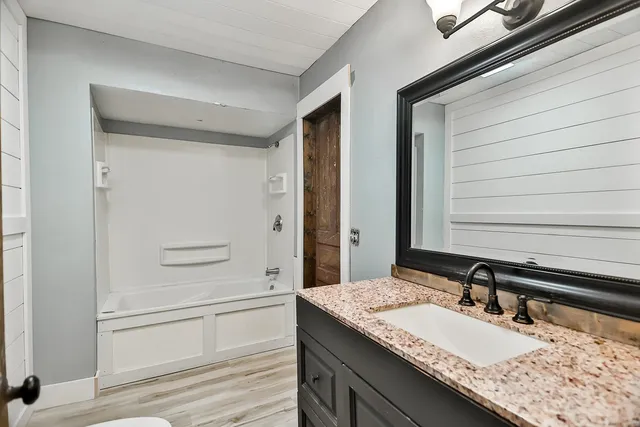 $299,999 | 3579 South Bend Road, Rockford, IL 61109