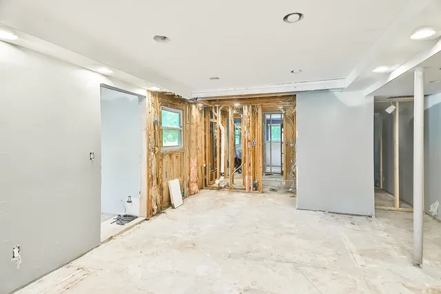 $299,999 | 3579 South Bend Road, Rockford, IL 61109