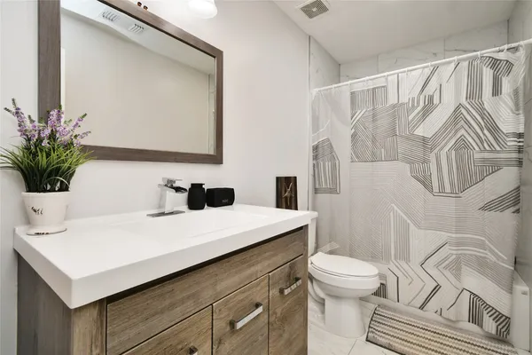 $219,900 | 6426 Kentwick Drive, Unit 24/4, Houston, TX 77084