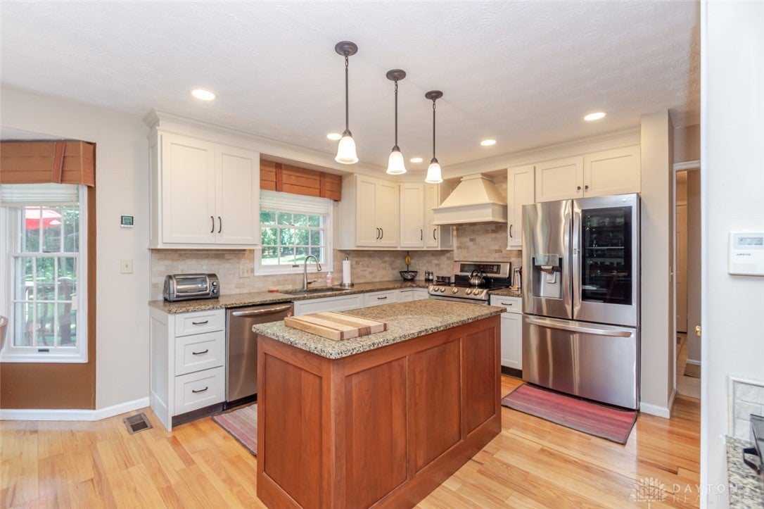 6749 Penridge Centerville, OH 45459 - Photo 16 of 52 Gallery Image 16