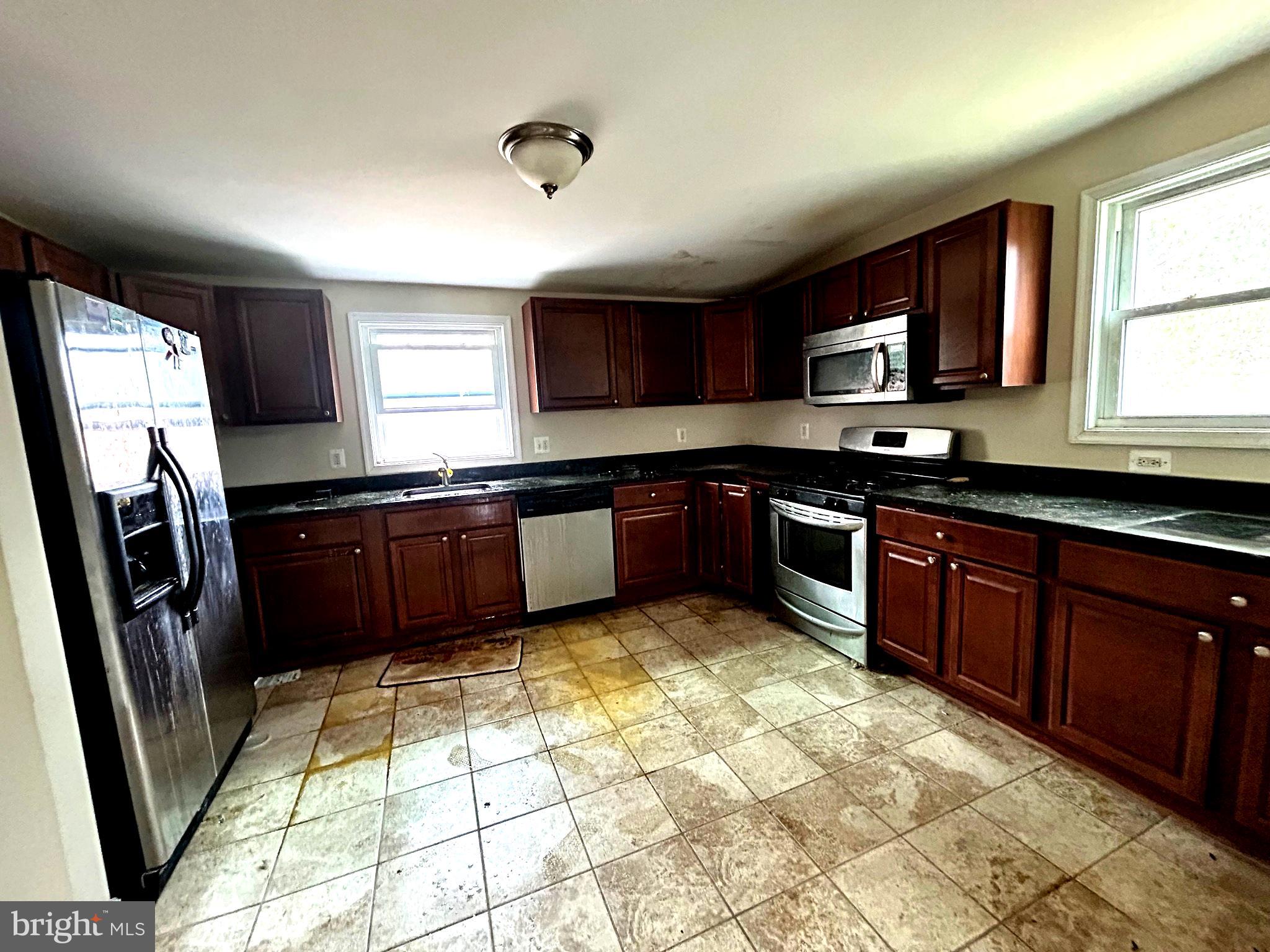 3516 Riviera Street Temple Hills, MD 20748 - Photo 2 of 6 Gallery Image 2