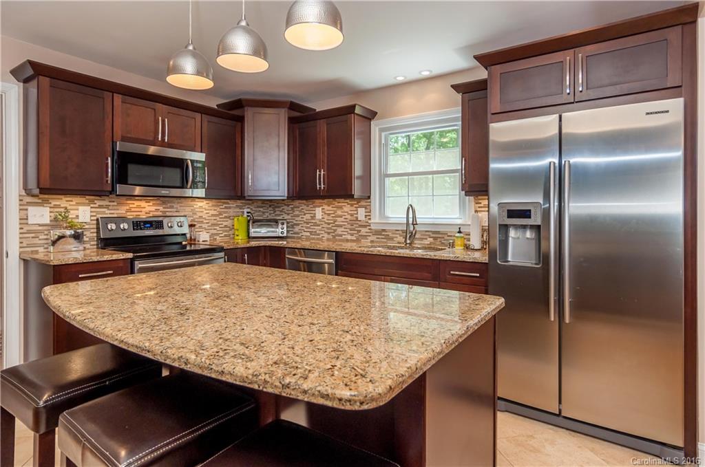 5627 Sharon Road Charlotte, NC 28210 - Photo 8 of 22 Gallery Image 8