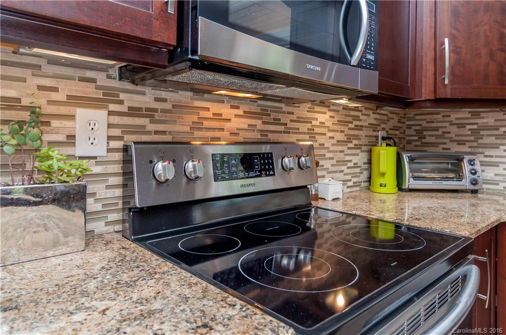 5627 Sharon Road Charlotte, NC 28210 - Photo 9 of 22 Gallery Image 9