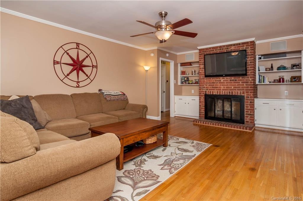 5627 Sharon Road Charlotte, NC 28210 - Photo 10 of 22 Gallery Image 10