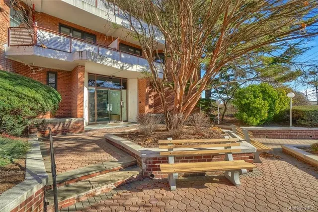 $94,999 | 315 King Street, Unit 1B, Port Chester, NY 10573