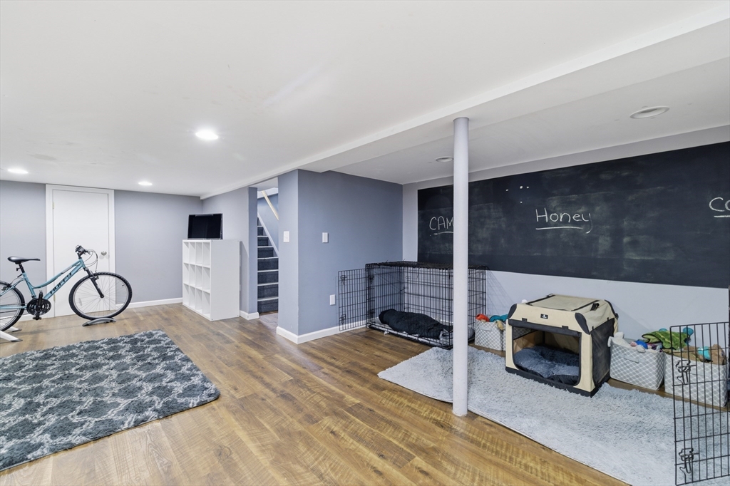 74 Gilman Street Springfield, MA 01118 - Photo 23 of 30