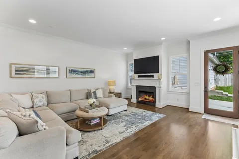 $1,349,900 | 916 Montrose Avenue, Unit A, Nashville, TN 37204