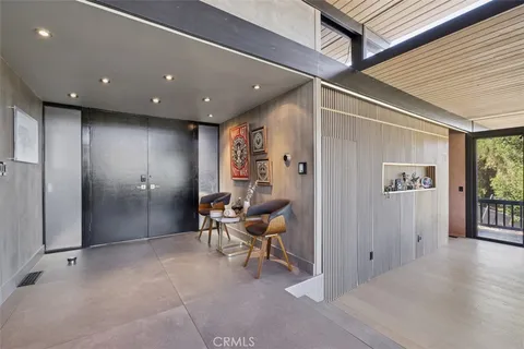 $1,499,000 | 21090 Rios Street, Woodland Hills, CA 91364
