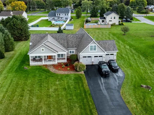 $250,000 | 6240 Pheasants Crossing, Farmington, NY 14425