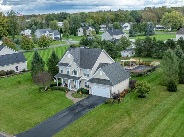 $250,000 | 6240 Pheasants Crossing, Farmington, NY 14425