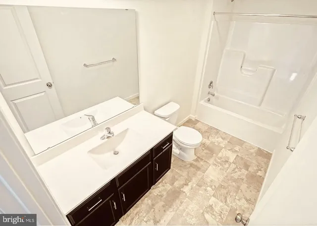 $1,999 | 9 Shillington Lane, Carlisle, PA 17013