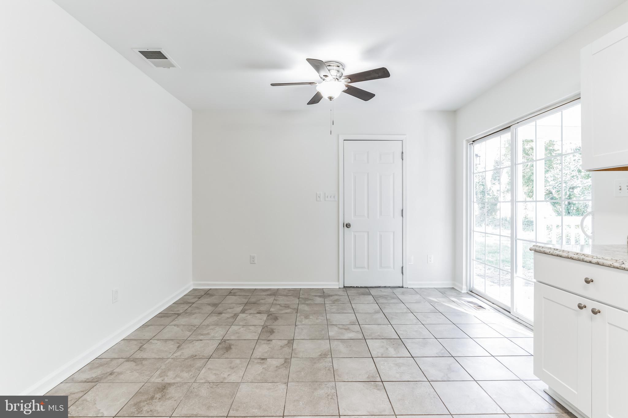24066 Mervell Dean Road Hollywood, MD 20636 - Photo 8 of 28